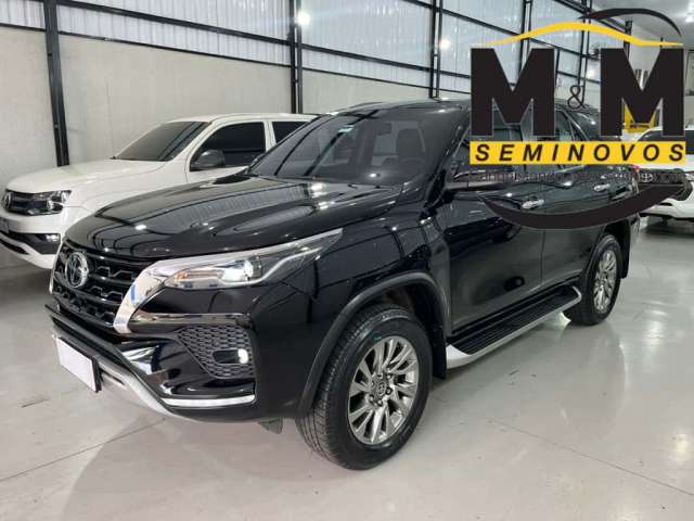 Toyota Hilux sw4 2021 2.8 d-4d turbo diesel srx 4x4 automático