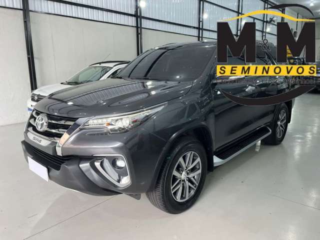 Toyota Hilux sw4 2017 2.8 srx 4x4 7 lugares 16v turbo intercooler diesel 4p automático