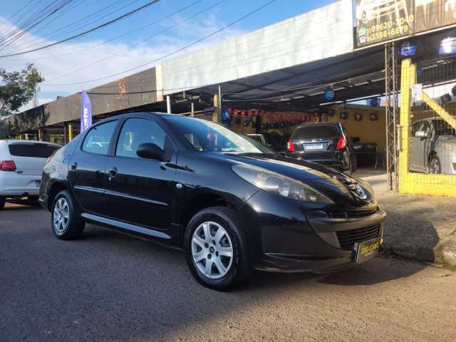 Peugeot 207 Sedan Passion XR 1.4 Flex 8V 4p 2010 Flex