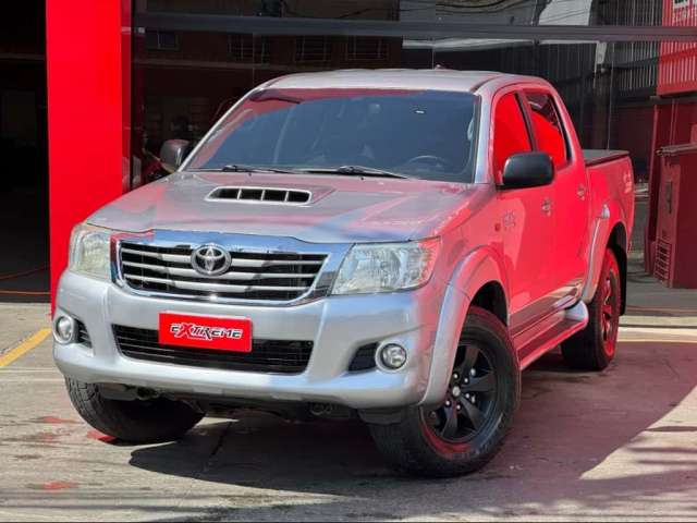 Toyota HILUX 3.0 SR 4X4 CD 16V TURBO INTERCOOLER DIESEL 4P AUTOMÁTICO