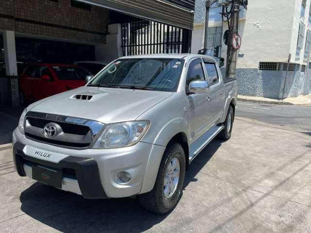 TOYOTA HILUX CD 3.0 16v SRV 4X4 CD TURBO INTERCOOLER DIESEL 2011 PRATA