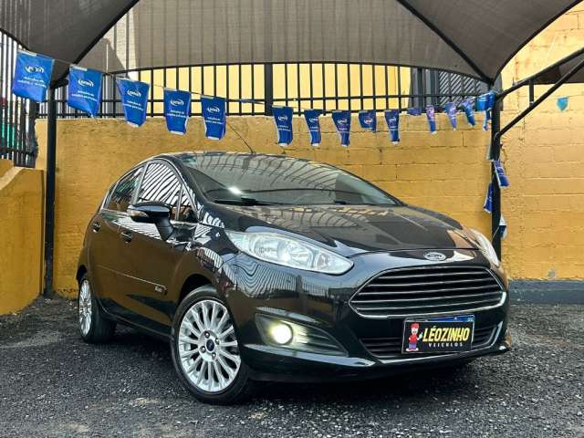 Ford fiesta titanium 1.6 automático completo 2016