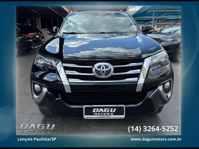 TOYOTA HILUX SWSRXA4FD 2017