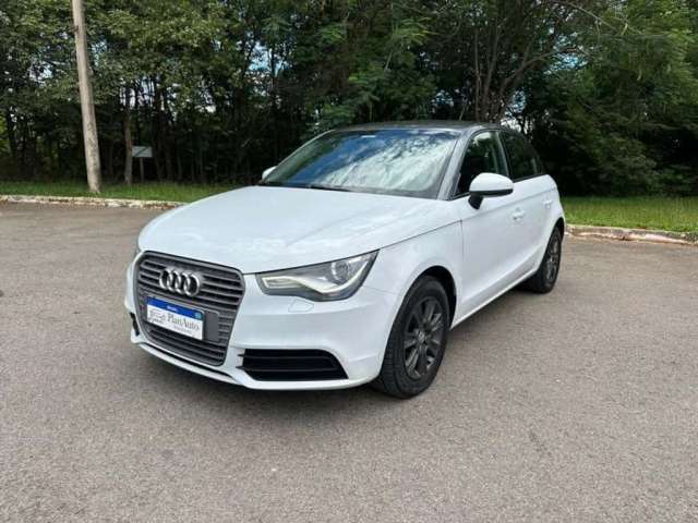 Audi A1 /  SPB 1.4TFSI - Branca - 2014/2014