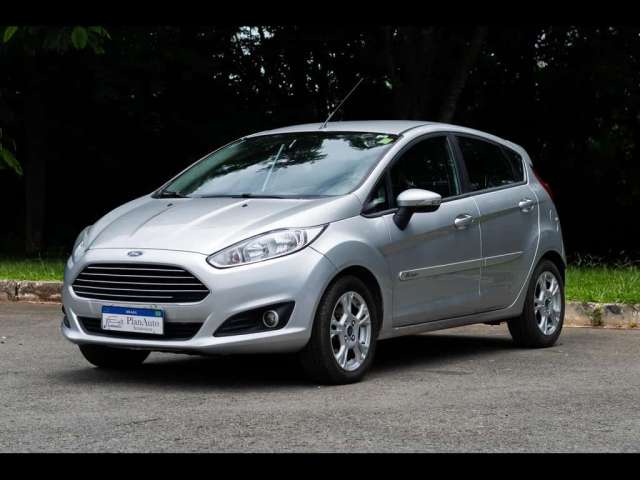 Ford Fiesta Sedan SE 1.5 16V SIGMA FLEX - Prata - 2014/2015