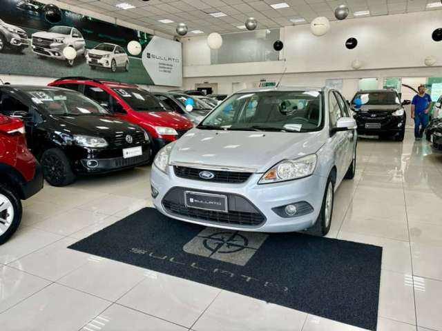 FORD FOCUS 1.6 GLX HATCH 16V 4P