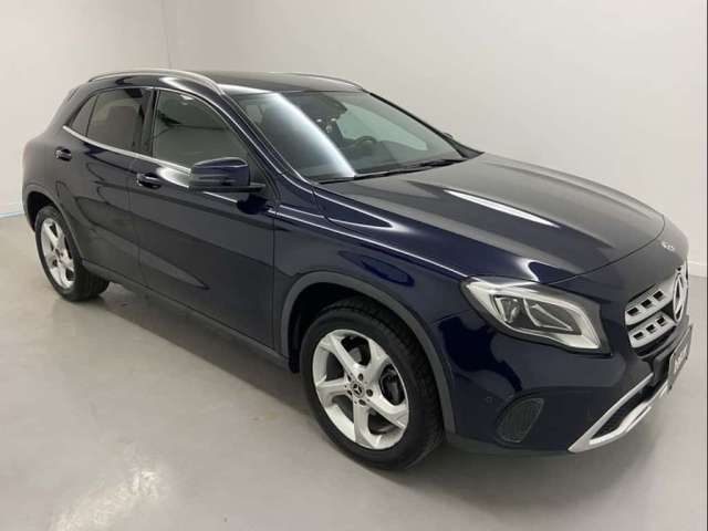 Mercedes-Benz GLA 200 1.6 CGI FLEX ADVANCE 7G-DCT