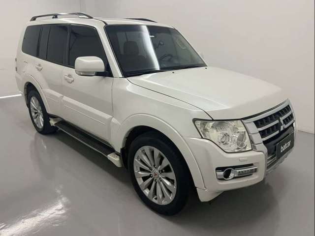 Mitsubishi PAJERO 3.2 HPE 4X4 7 LUGARES 16V TURBO INTERCOOLER DIESEL 4P AUTOMÁTICO