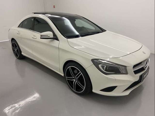 Mercedes-Benz CLA 200 1.6 FIRST EDITION TURBO GASOLINA 4P AUTOMATIZADO