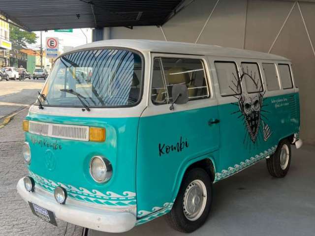 VOLKSWAGEN KOMBI