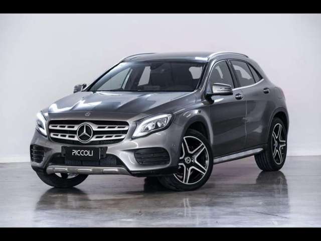 MERCEDES-BENZ GLA250 2018