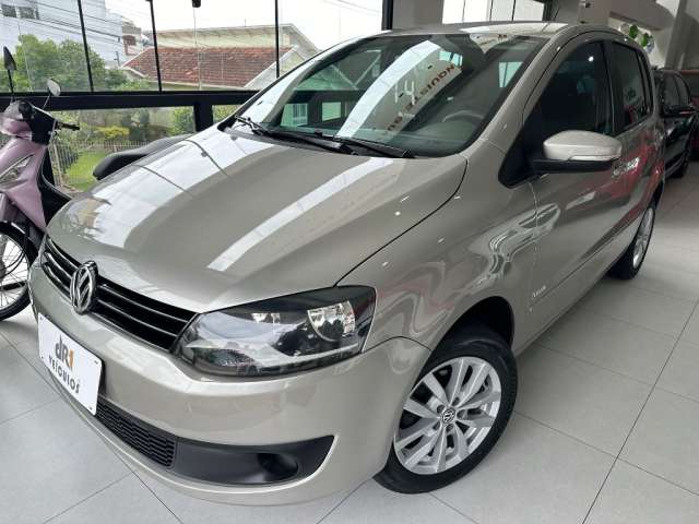 VOLKSWAGEN FOX1.0 MI TRENDLINE 8V FLEX 4P MANUAL