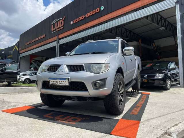 Mitsubishi L200 Triton Diesel Manual