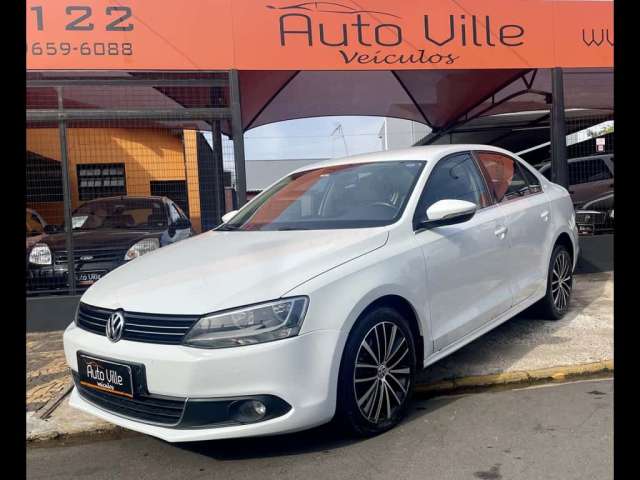 JETTA Highline 2.0 TSI 16V 4p Tiptronic