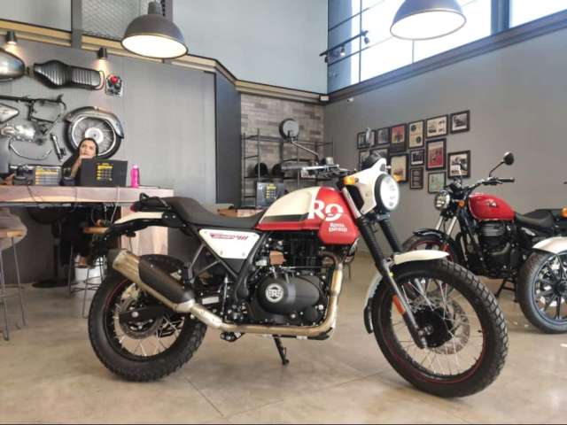 Royal Enfield Scram 411 SCRAM