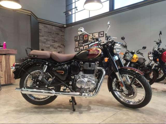 Royal Enfield Classic 350 Halcyon Black