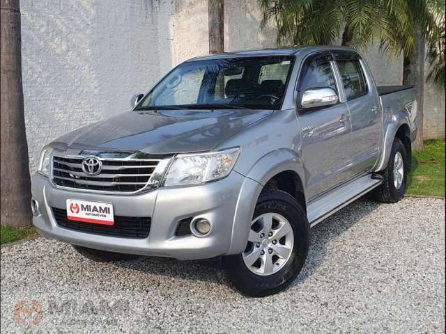 Toyota Hilux SRV 4x2 - Prata - 2015/2015