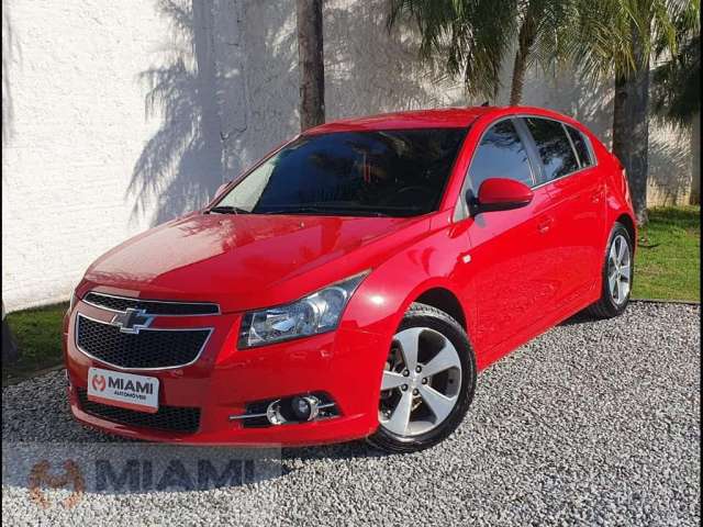 Chevrolet Cruze Hatchback LT 1.8 - Vermelha - 2013/2014