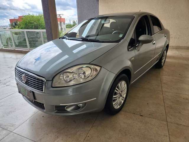 FIAT LINEA ESSENCE 1.8 Flex 16V 4p