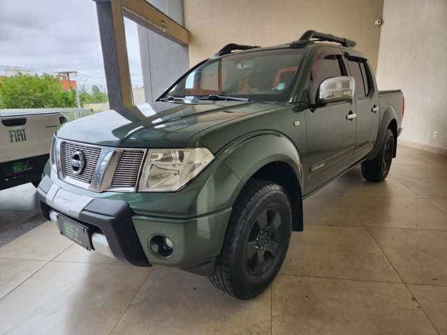 NISSAN FRONTIER LE CD 4x4 2.5 TB Diesel Mec.