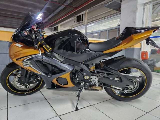 SUZUKI GSX-S