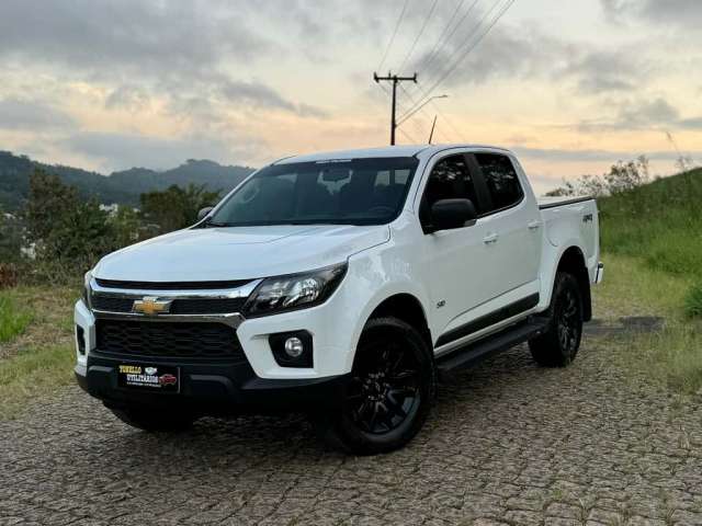 Chevrolet S-10 Pick-up LT 2.8 TDI 4x4 CD Diesel Aut  - Branca - 2021/2022