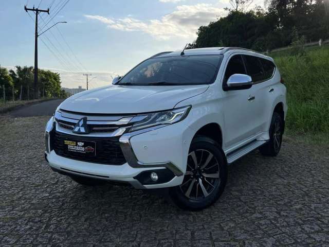 Mitsubishi Pajero Sport HPE 2.4 4x4 Diesel Aut.  - Branca - 2019/2020