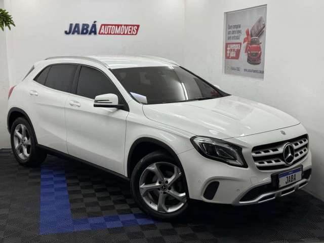 Mercedes Benz GLA-200 Flex Automático