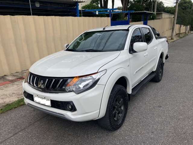 MITSUBISHI L200 TRITON 2.4 SPORT GLS CD 4P