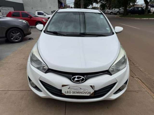 HYUNDAI HYUNDAHB20 1.6A PREM 2015