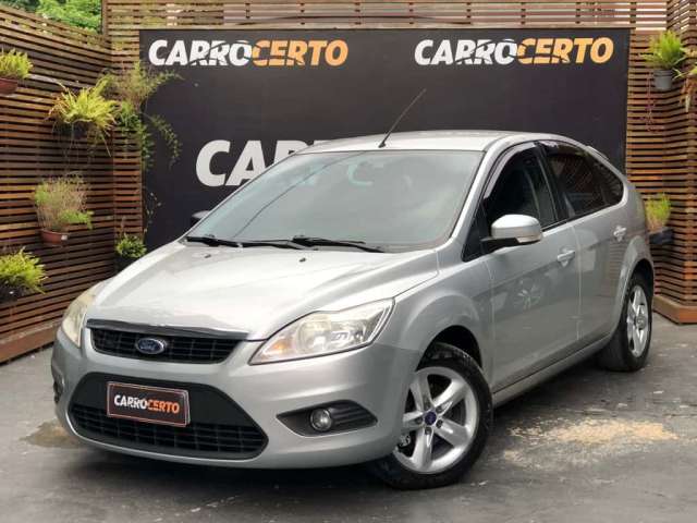 Ford Focus 1.6 Manual 2012  ótimo Espaço e Conforto