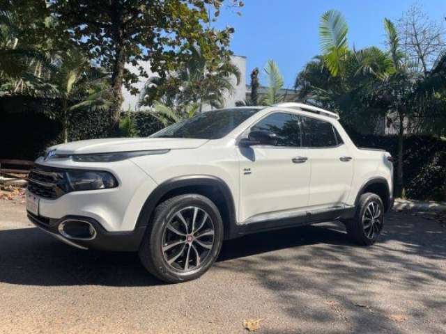  Fiat toro Volcano 4x4 diesel ano 2018..  OPORTUNIDADE