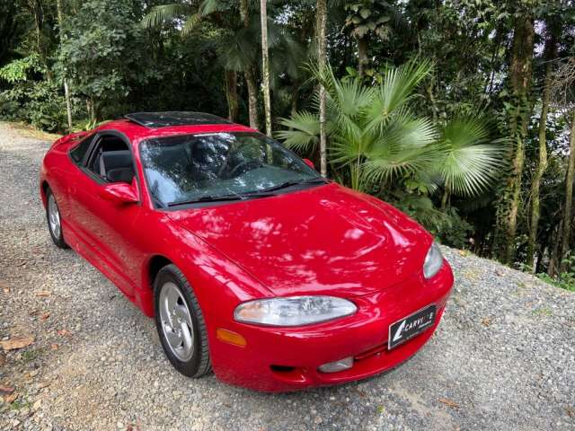 Mitsubishi Eclipse GST 1995 – Ícone dos anos 90!