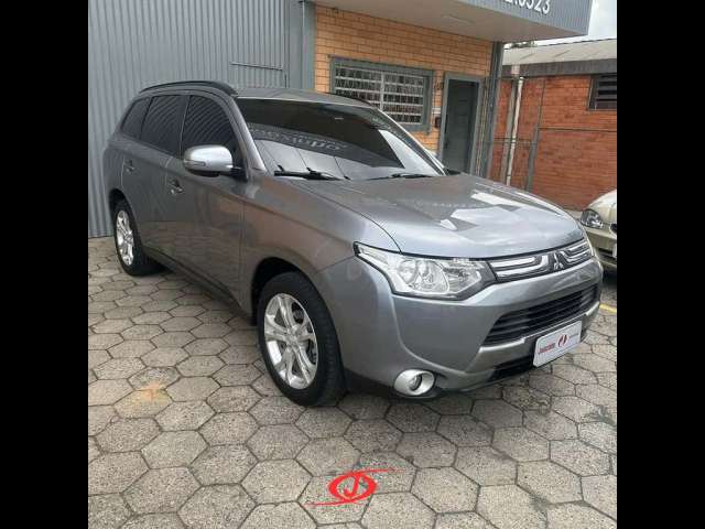 Mitsubishi Outlander /MMC  2.0 - Cinza - 2013/2014