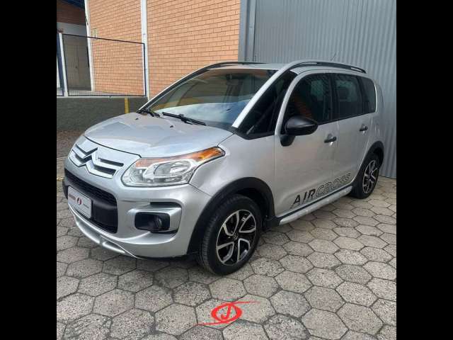 Citroën AirCross GLX 1.6 Flex 16V 5p Mec.  - Prata - 2010/2011