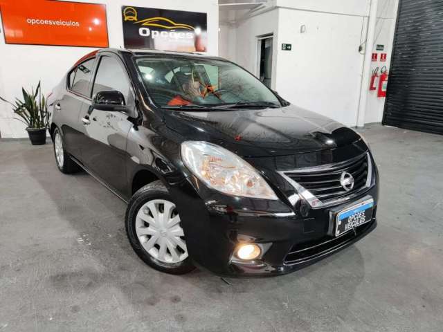 NISSAN VERSA