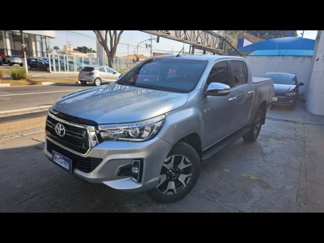 Toyota HILUX 2.8 SRX 4X4 CD 16V DIESEL 4P AUTOMÁTICO