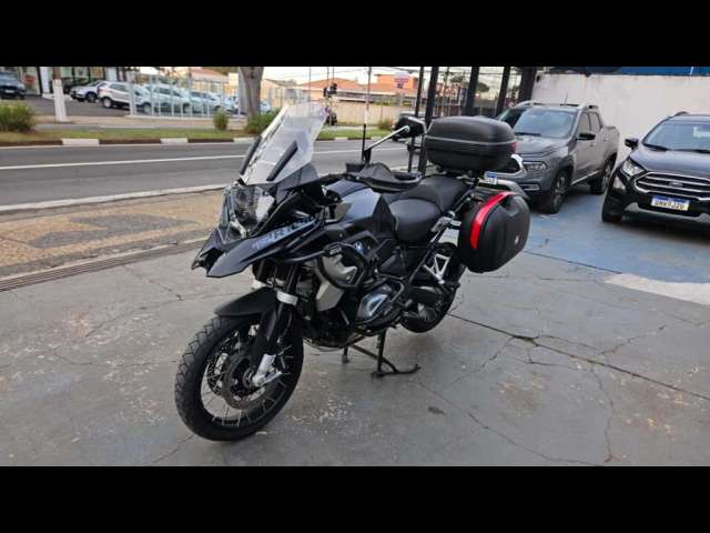 BMW R 1250 GS Triple Black