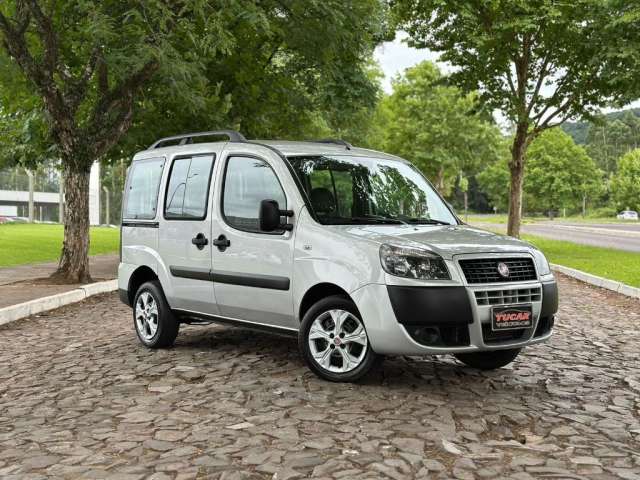 DOBLO 1.8 ESSENCE 2021 COMPLETA 7 LUGARES EM ÓTIMO ESTADO