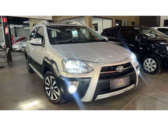 Toyota Etios cross 2015 1.5 16v flex 4p manual