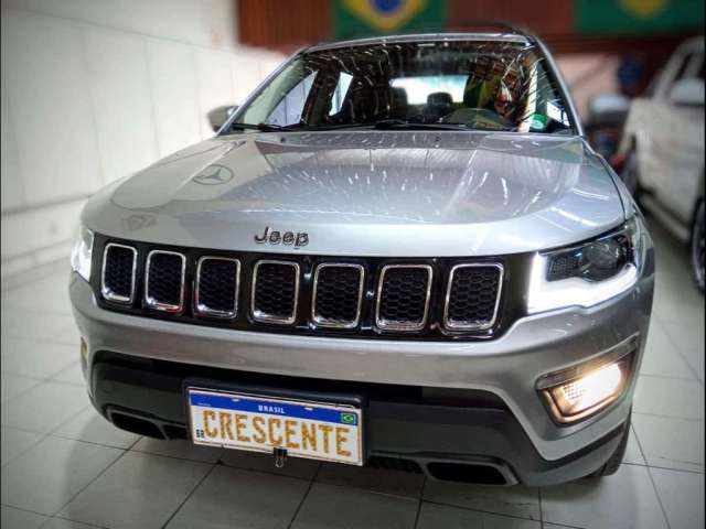 Jeep Compass Jeep Compass Longitude 2.0 Diesel 4X4 2018/2019 Automática - Prata - 2018/2019