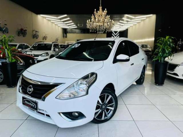 NISSAN VERSA 16SL CVT 2020