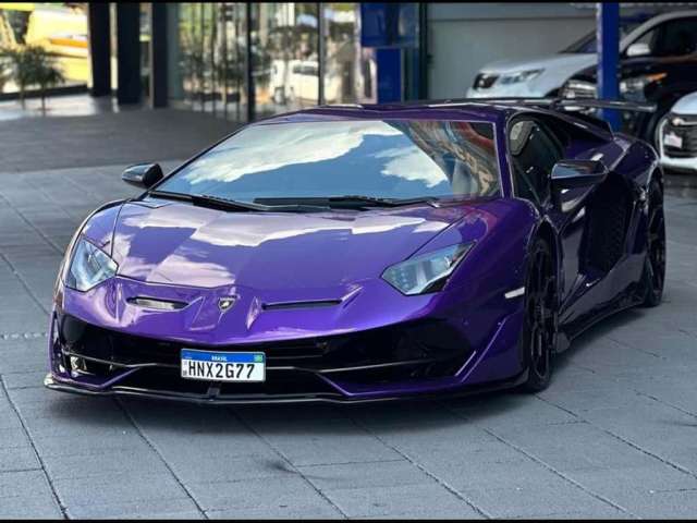 LAMBORGHINI AVENTADOR 2012