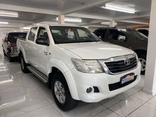 TOYOTA HILUX CD4X2 SR 2013