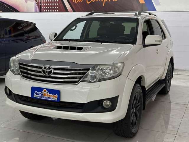 TOYOTA HILUXSW4 SRV4X4 2015