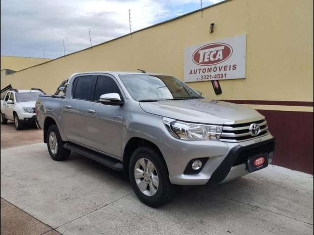 TOYOTA HILUX 2.8 SRV 4X4 CD 16V DIESEL 4P AUT 2017