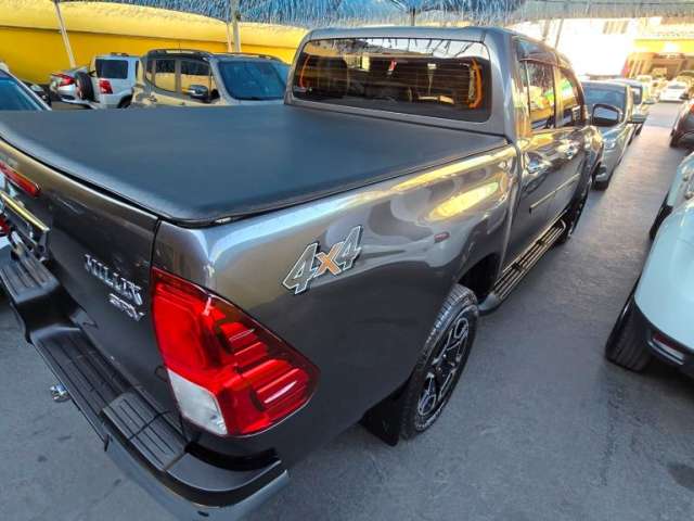 Toyota Hilux CD SRV 2.8 D 4x4 Aut 2024