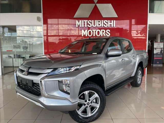 MITSUBISHI L200 TRITON 2.4 16V TURBO DIESEL SPORT GLS CD 4P 4X4 AUTOMÁTICO