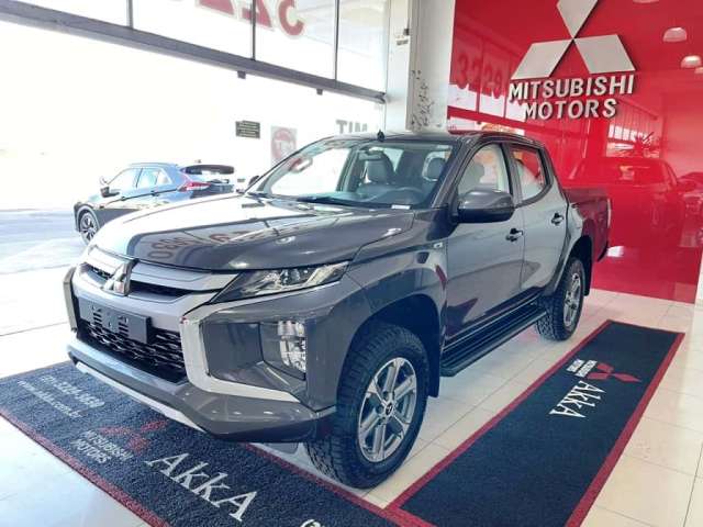 MITSUBISHI L200 TRITON 2.4 16V TURBO DIESEL SPORT GLS CD 4P 4X4 AUTOMÁTICO