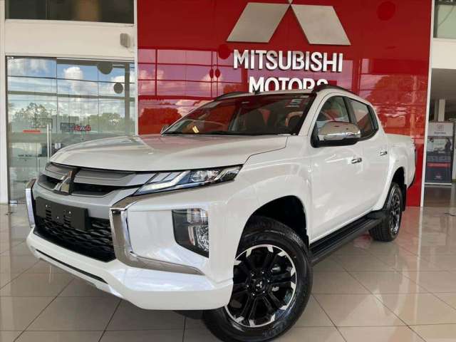 MITSUBISHI L200 TRITON 2.4 16V TURBO DIESEL SPORT HPE CD 4P 4X4 AUTOMÁTICO